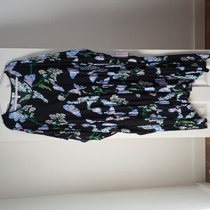 JOYSPUN Black V Neck Floral Butterfly Boho Feminine Whimsical Summer Caftan 4X